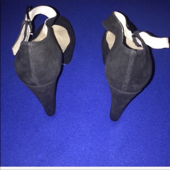 MICHAEL MICHAEL KORS WOMEN’S HEELS💕SIZE 8M💕 - Picture 4 of 6